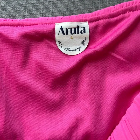 ARULA Pink Ruffled Crop Camisole - Picture 4 of 5